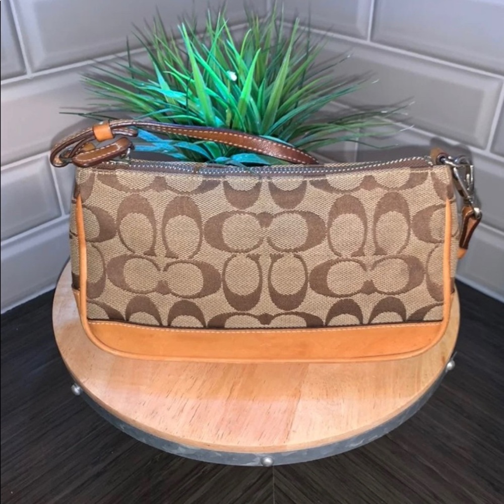 💯% Authentic Vintage Coach bag